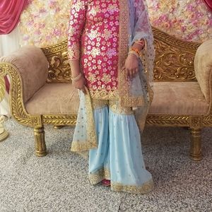 Salwar suit